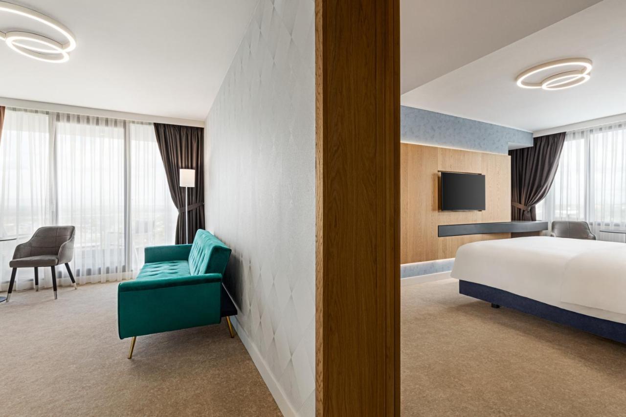 Ramada By Wyndham Slatina Parc Otel Dış mekan fotoğraf
