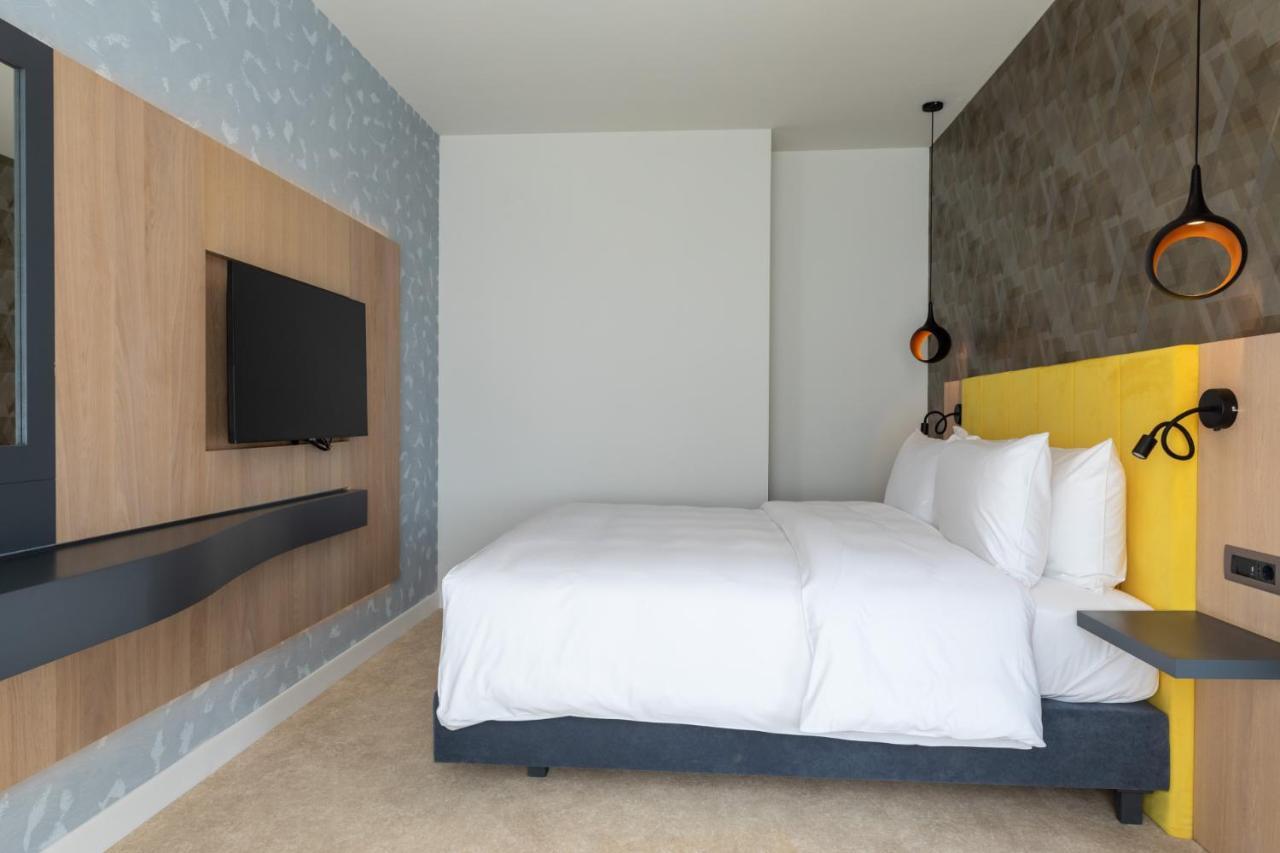 Ramada By Wyndham Slatina Parc Otel Dış mekan fotoğraf