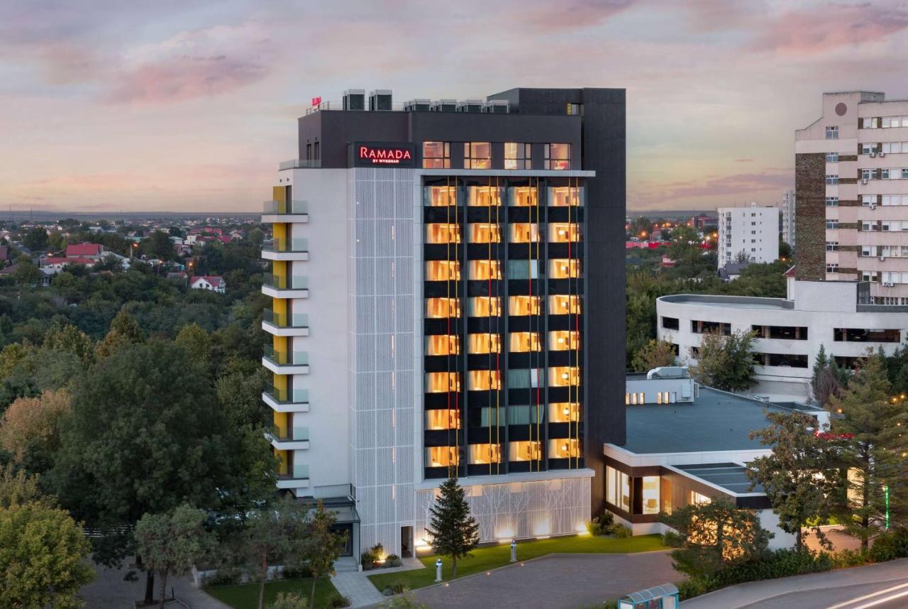 Ramada By Wyndham Slatina Parc Otel Dış mekan fotoğraf